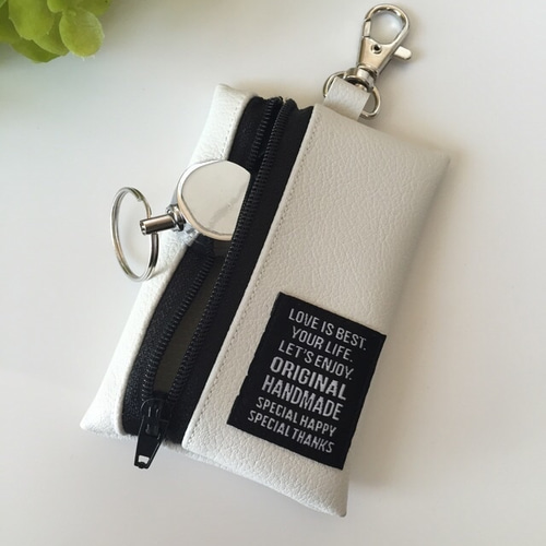 リバティ　リールキーケース　ラミネート　ネオンアリス　ハンドメイド　サーモス リール付きキーケース ラミネート インコ 文鳥 鳥 水色