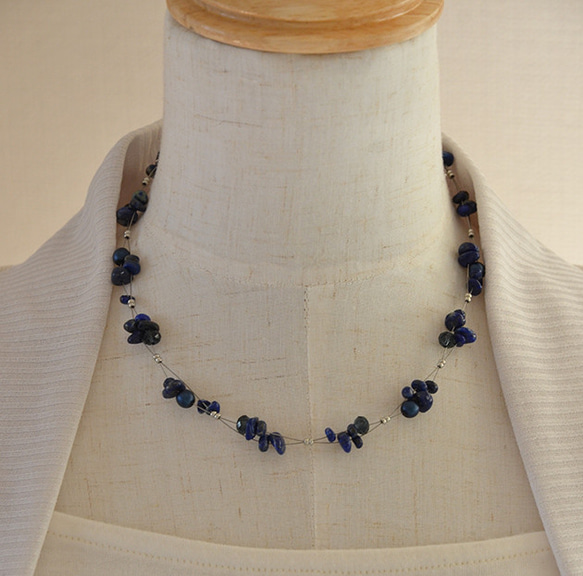 Necklace of the natural stones [Lapis lazuli / dark blue] 第3張的照片