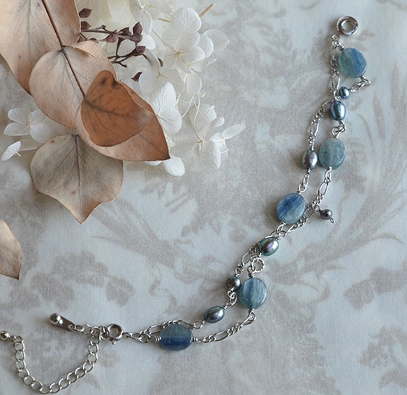 Bracelet of the natural stones[Kyanite]&the pearls 第5張的照片