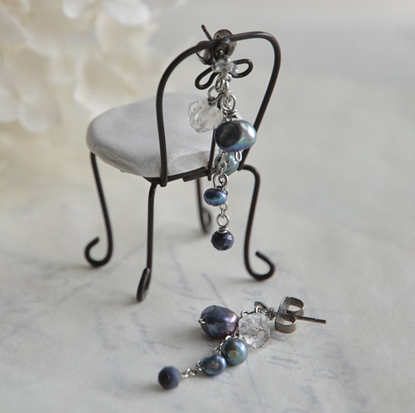 淡水珍珠和水晶及藍寶石耳環[允許耳環] 第2張的照片