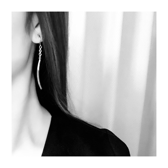 NO.31 /ピアス [ムーンアーチ]　…メンズ ユニセックスデザイン…片耳オーダー可能 3枚目の画像