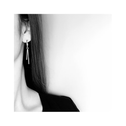 NO.48 /フープピアス [ダブルスティック]　…メンズ ユニセックスデザイン…片耳オーダー可能 3枚目の画像
