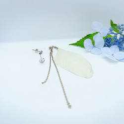 天使の羽 スワロフスキークリスタルピアス/イヤリング  ホワイト フェザー117 5枚目の画像