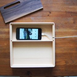 簡單使用-手機充電擴音置物木盒 第4張的照片