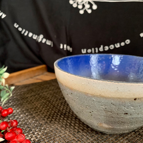 青紫グラデーション 陶器花瓶 楽天市場】在庫数限り 信楽焼 一輪挿し 青ガラス 流し 壷型 ミニ