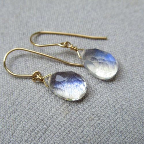 宝石質 レインボームーンストーン ローズカット ペアシェイプ***(14kgf  