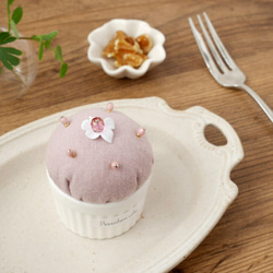 ピスタチオのピンクッションカップケーキ（まち針5本付） 7枚目の画像