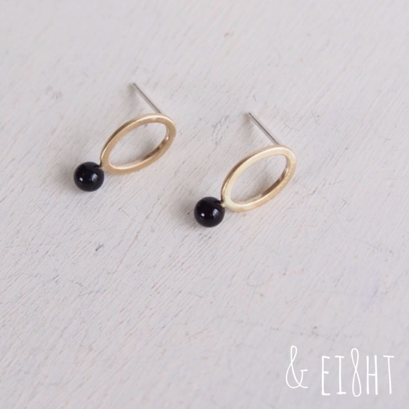 【再販】- Brass - Oval ピアス w/ Black Onyx 1枚目の画像