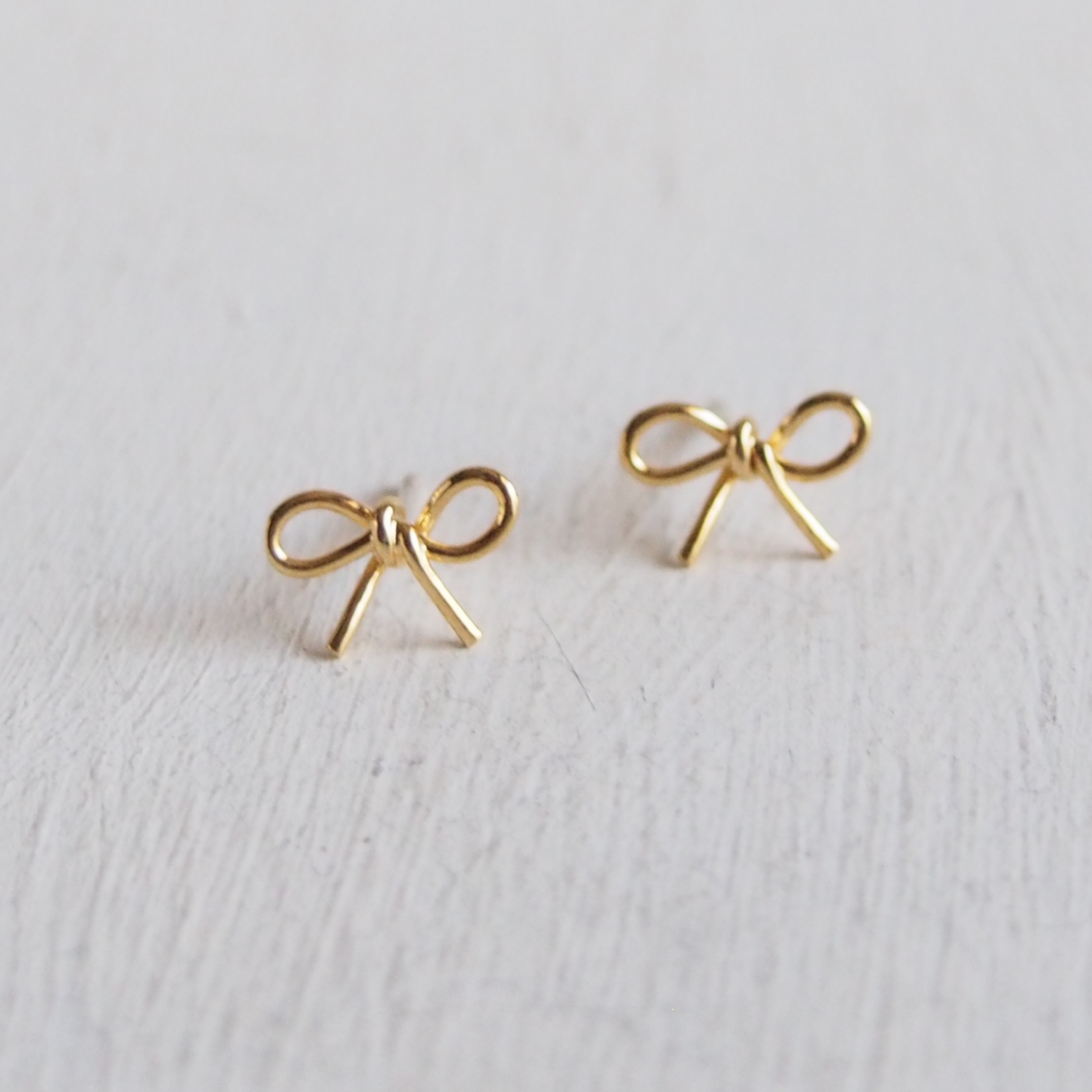 【受注制作】- GOLD - Ribbonピアス