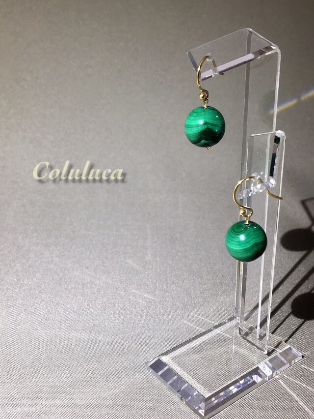 K10 マラカイトのフックピアス