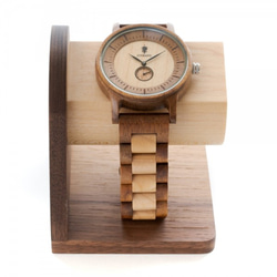 【木製腕時計スタンド】EINBAND 木の置物 ギフトにおすすめ 時計置き Walnut & Maple 【Aタイプ】 6枚目の画像