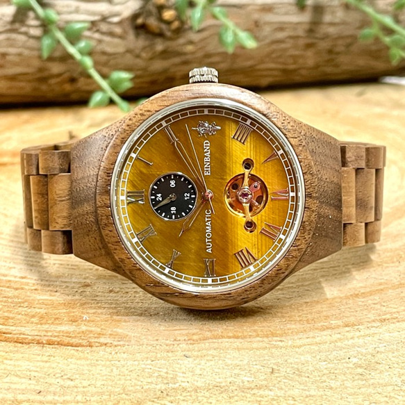 EINBAND Kaiser Tiger eye & Walnut 46mm 自動巻木製腕時計【初回限定生産】 3枚目の画像