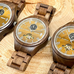 EINBAND Kaiser Tiger eye & Walnut 46mm 自動巻木製腕時計【初回限定生産】 5枚目の画像