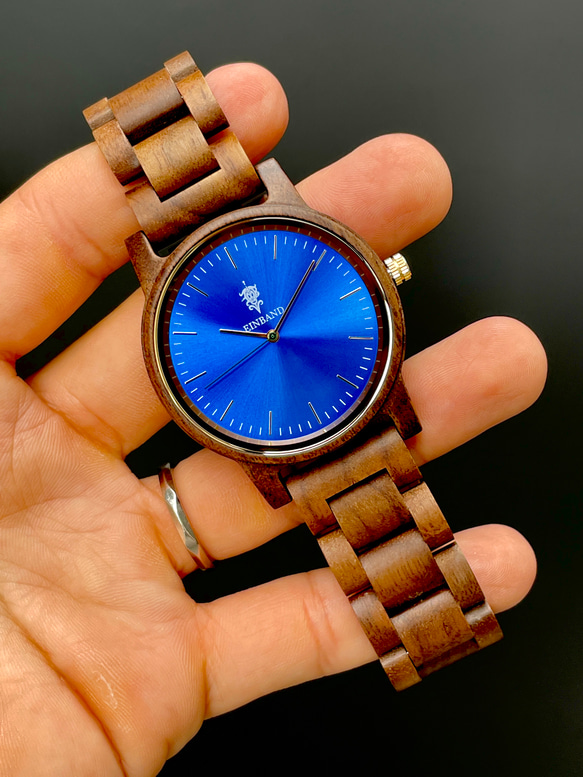 【木製腕時計】EINBAND Glanz グラデーションブルー 木の時計 ウッド ウォッチ【40mm】 6枚目の画像