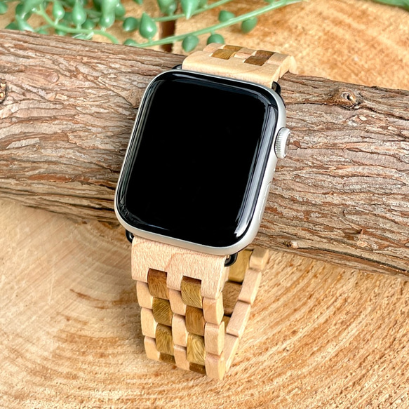 [木錶帶]EINBAND Apple Watch 木錶帶 22mm [綠檀香] 第3張的照片