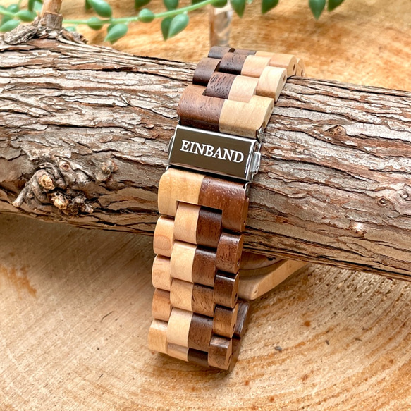 【木製腕時計】EINBAND Meer ダイバーウォッチ 木の時計 天然ウッド クルミ＆メイプル【42mm】 3枚目の画像