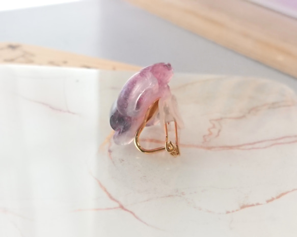 【イヤカフ】小毒蛇の耳飾り ｰ朱紫ｰ 3枚目の画像