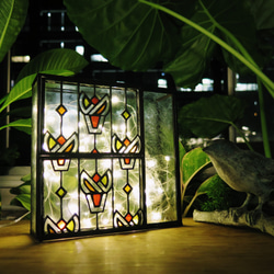 台灣復古窗花-火炬  手工玻璃盒/復古桌燈 第1張的照片