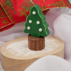 【早割クリスマス2025】【Xmasオーナメント】揺れるサンタ・クリスマスツリー・プレゼント　アンティーク風　 3枚目の画像