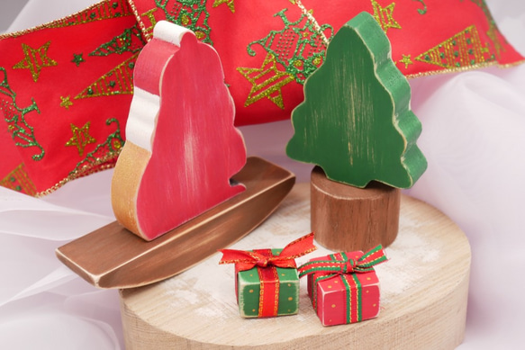 【早割クリスマス2025】【Xmasオーナメント】揺れるサンタ・クリスマスツリー・プレゼント　アンティーク風　 5枚目の画像