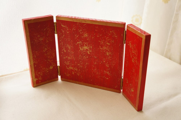 縁起物・飾り物と一緒に飾れるミニパネル　赤 1枚目の画像