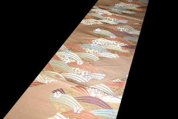西陣織　正絹　反物　ハギレ 1枚目の画像