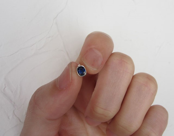 藍寶石耳環（銀）（銷售合同） 第4張的照片