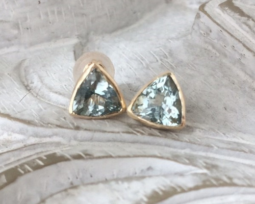 アクアマリン（トリリアント型）・ピアス（k10） ピアス（スタッド