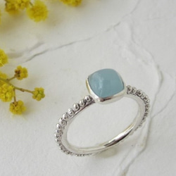 【免費送貨】乳白色海藍寶石（方形）·戒指（銀925） 第2張的照片
