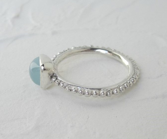 【免費送貨】乳白色海藍寶石（方形）·戒指（銀925） 第4張的照片