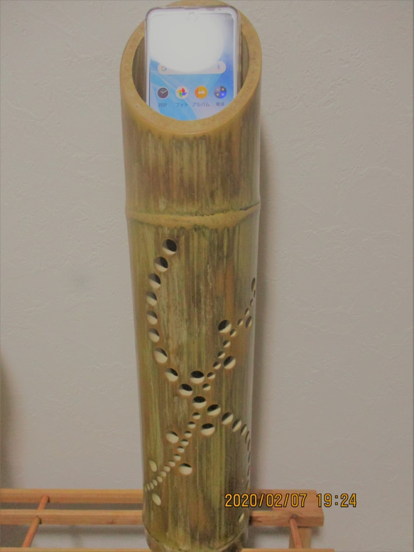 とてもクリアな音のする竹の　スマホ　スタンド　スピーカー＆ランプシェード 1枚目の画像