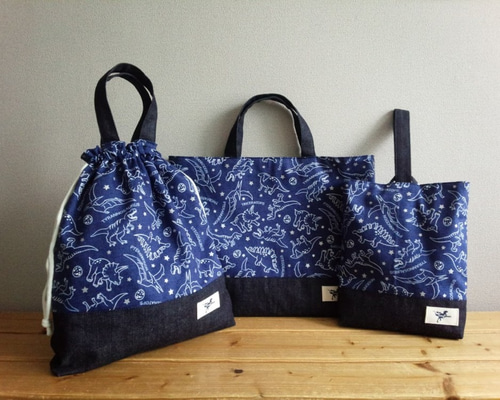 受注製作予約品/ダイナソーワールド(恐竜）☆レッスンバッグ3点セット