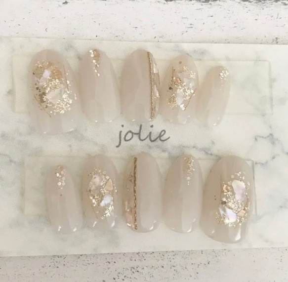 32))シンプルネイル フレンチガーリー ニュアンスネイル ホワイトネイルチップ ナチュラルホワイトのシェルのニュアンスネイル ネイルチップ（つけ爪