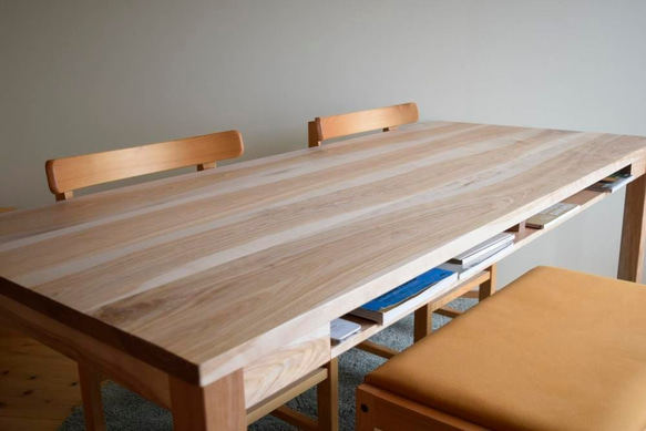 カバ桜　棚付きダイニングテーブル　W140 3枚目の画像