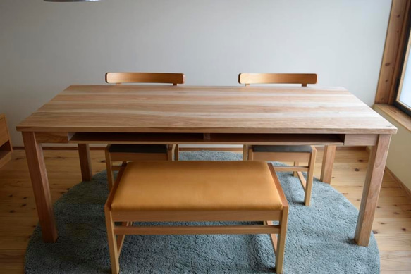 カバ桜　棚付きダイニングテーブル　W140 4枚目の画像