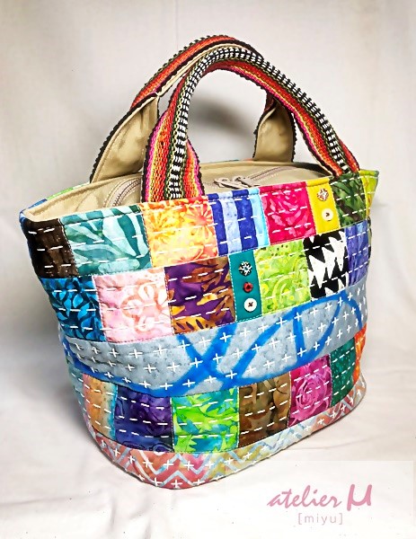 パッチワークキルト ファスナー付きトート