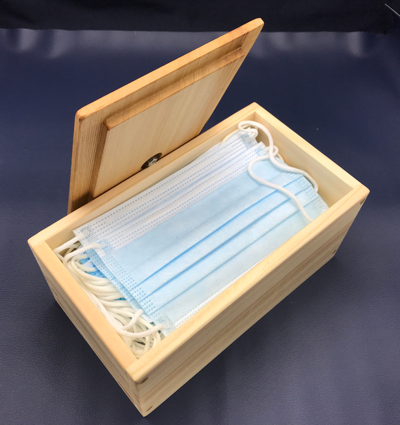 マスクケース 収納ボックス 木製 屋久杉 ヒノキ 無垢材 陶器ノブ 手作り 4枚目の画像