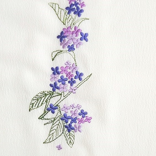 麻　刺繍半襟　紫陽花 あじさい（紫陽花）刺繍半襟 和装小物（帯・半襟） Berry工房 通販