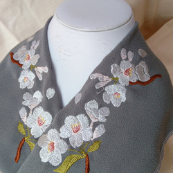 桜の刺繍半衿 5枚目の画像
