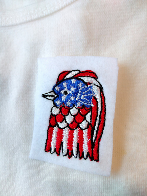 アメリカアマビエ刺繍ブローチ　若しくはアイロンワッペン 2枚目の画像