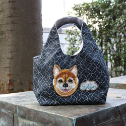 【受注製作】オーダーメイド☆オンリーワン☆愛犬ネーム入りオートクチュール刺繍　お散歩バッグ =柴犬= 1枚目の画像