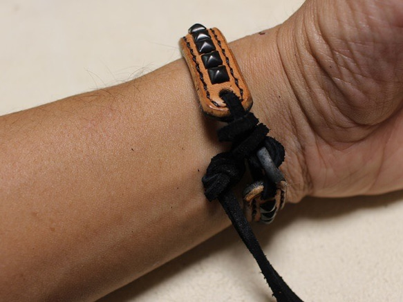 Studs Leather Bracelet 5枚目の画像