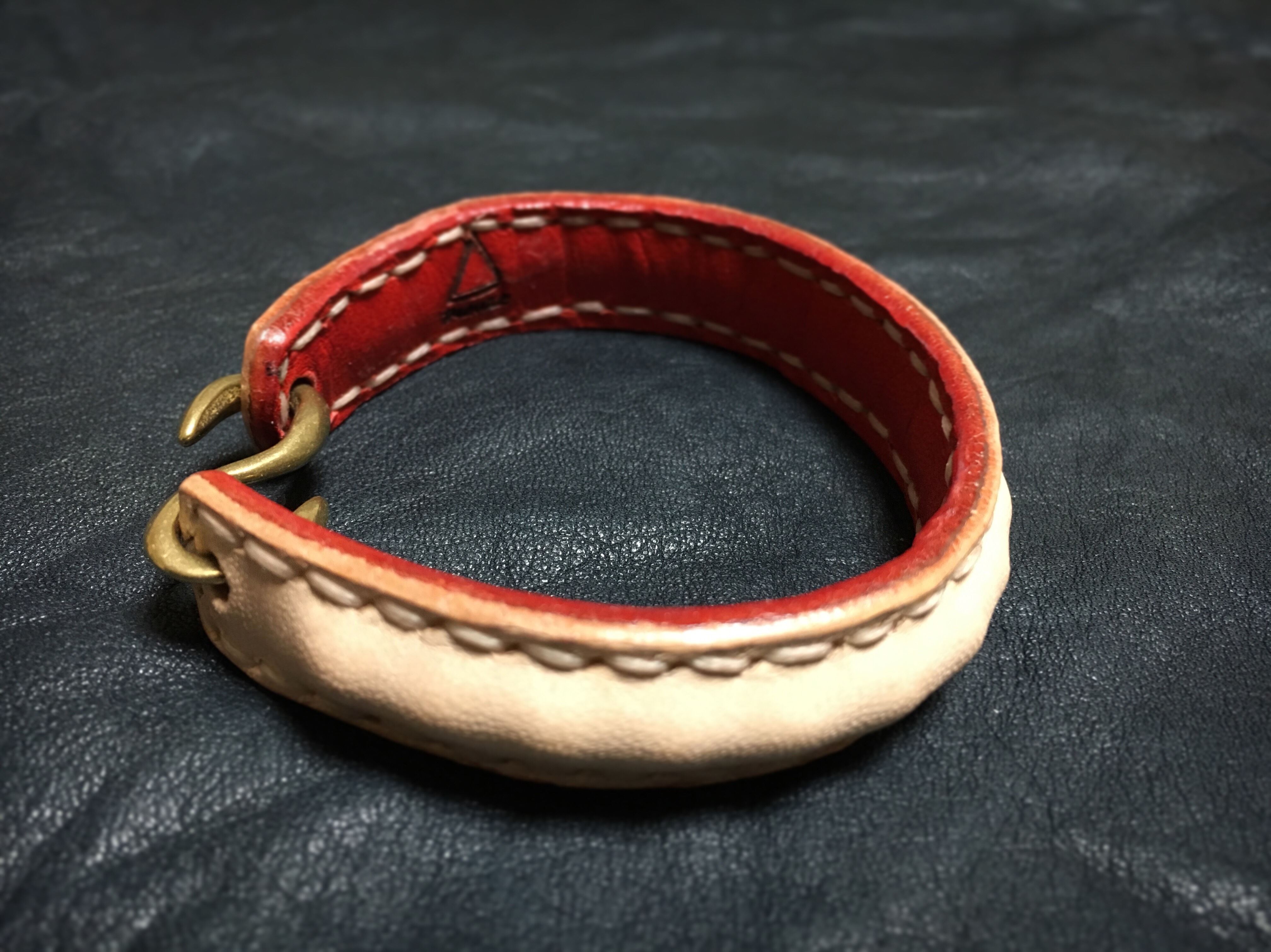 S.L.T.S. Sフックレザーブレスレット