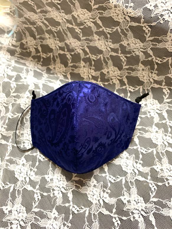 立体マスク ペイズリー柄  藍色/絹 2枚目の画像