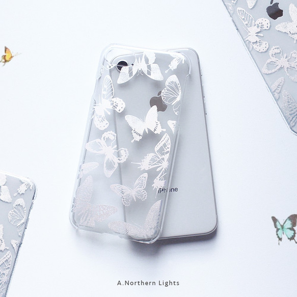 ホログラム☆ 蝶々が飛び交うトキメキ iPhone15 スマホケース 2枚目の画像