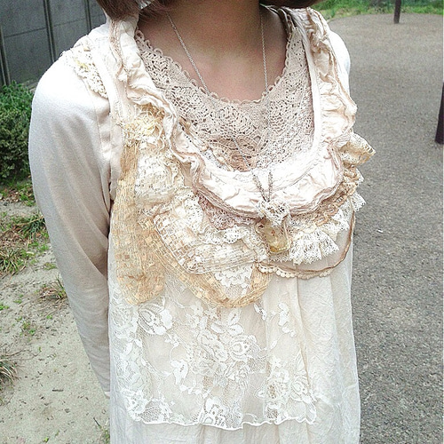 小さなレースリース 紅茶染めカラー＊〜 小さなレースリース紅茶染め