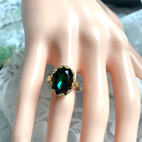 Brown と Green の vintage ガラス ring （8~18号・ゴールドカラー） 5枚目の画像