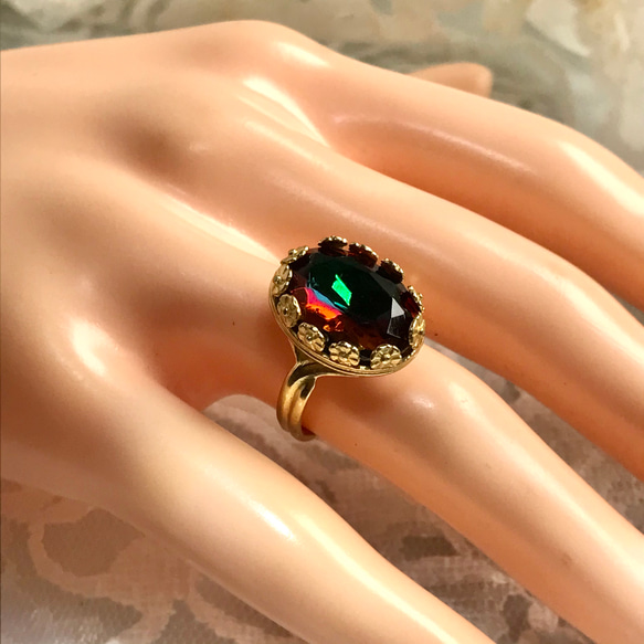 Brown と Green の vintage ガラス ring （8~18号・ゴールドカラー） 8枚目の画像