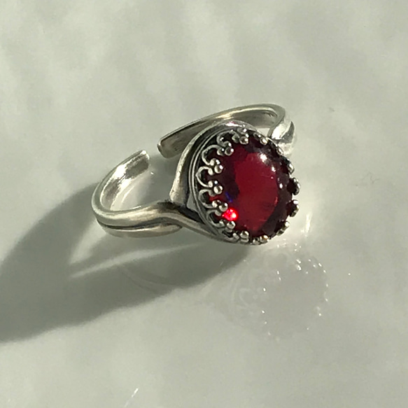 １９５０年代 紅い月・・ダークドラゴンズブレス ring(１０×８㎜・フリーサイズ) 3枚目の画像