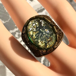 JapanヴィンテージglassーGreenーアンティーク風の唐草ring（１２～２３号） 9枚目の画像